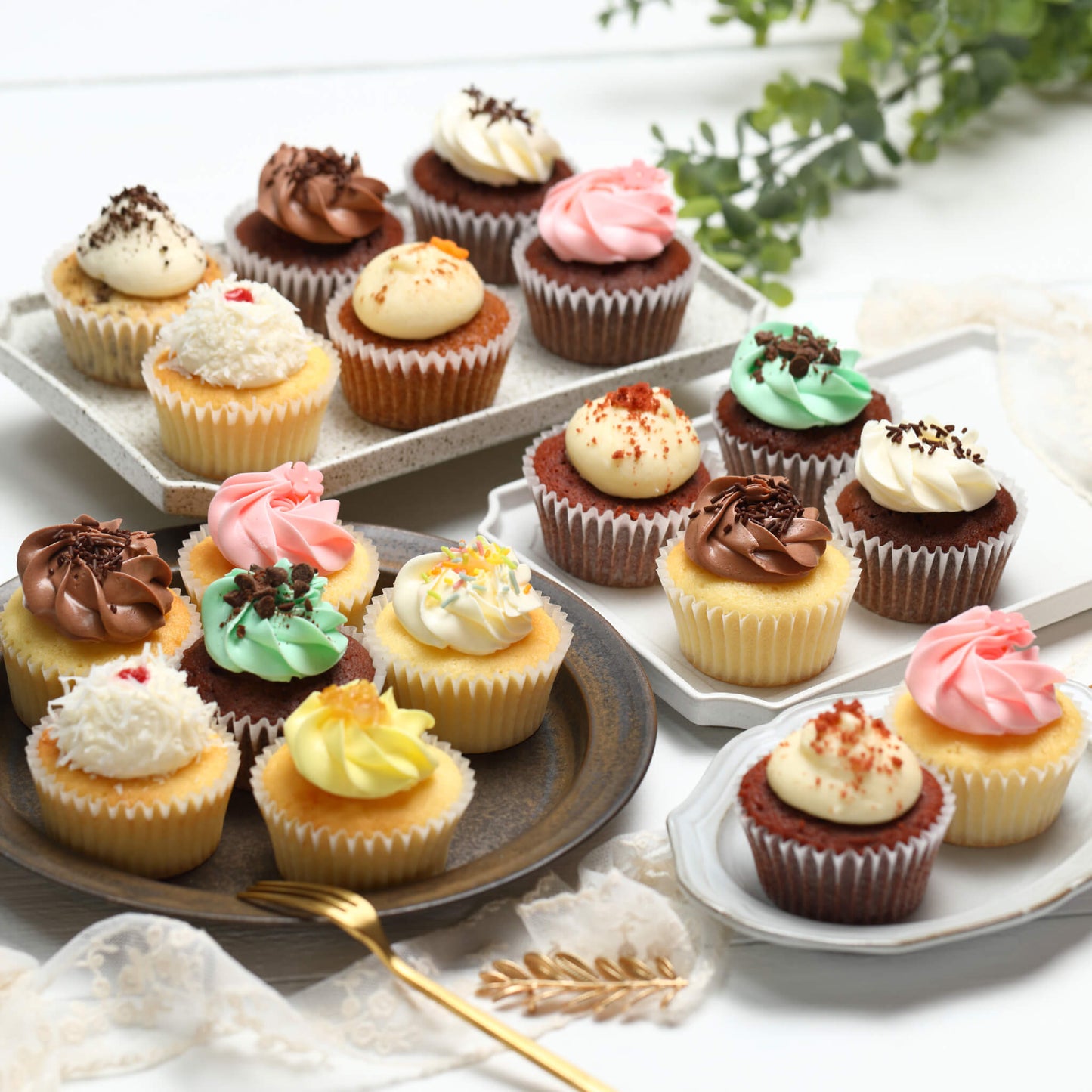 Assorted selection (6 pieces / 12 pieces / 18 pieces / 24 pieces)