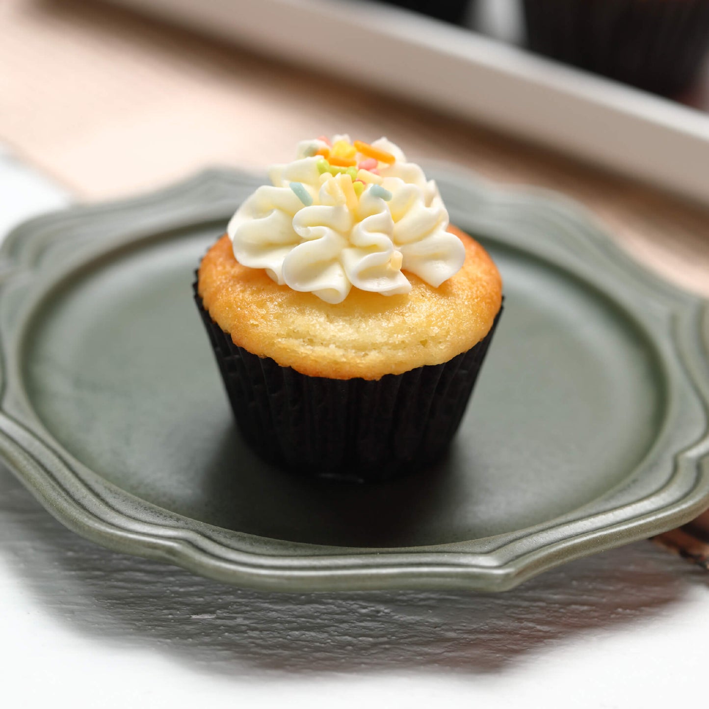 Mini Assortment Cupcakes (24/48 pieces) *Shipped sequentially within 3-4 days