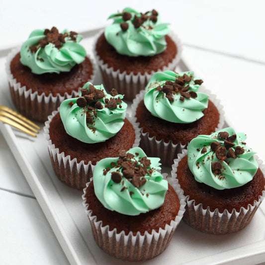 ミントチョコカップケーキ（6個）※3～4日以内順次発送