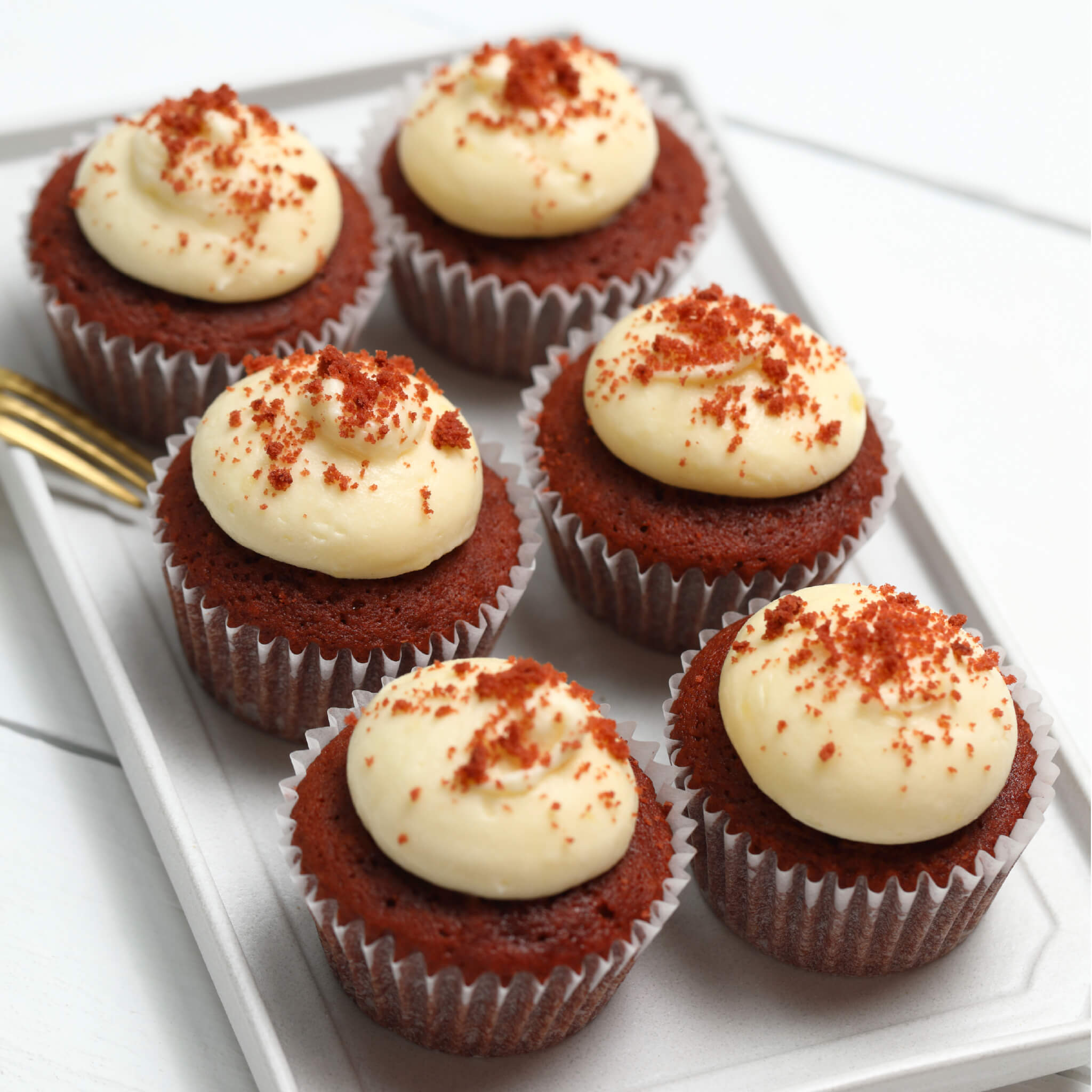 レッドベルベットカップケーキ（6個）※3～4日以内順次発送
